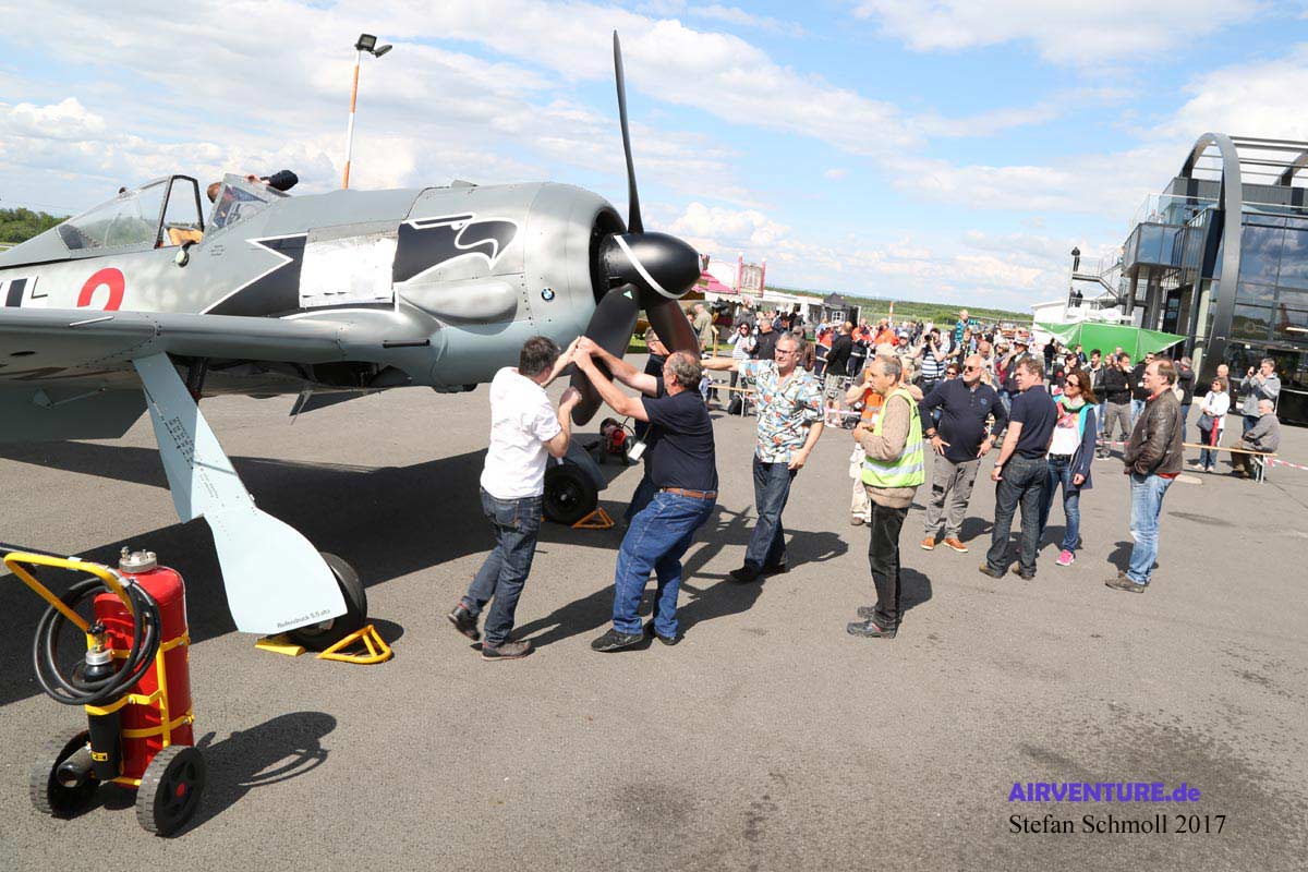 AirVenture News: Quax Hangartage, Mai 2017